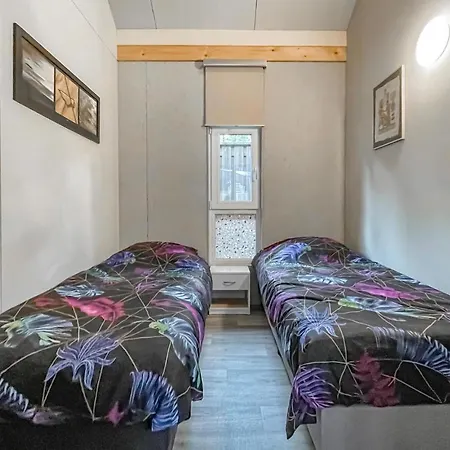 Vakantiehuis Gezellige Woning In Met Sauna