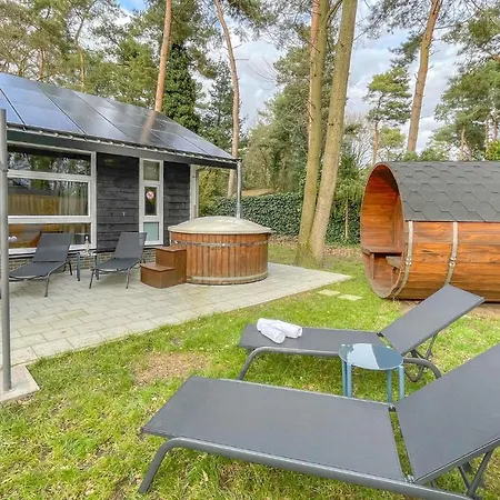 Vakantiehuis Gezellige Woning In Met Sauna *